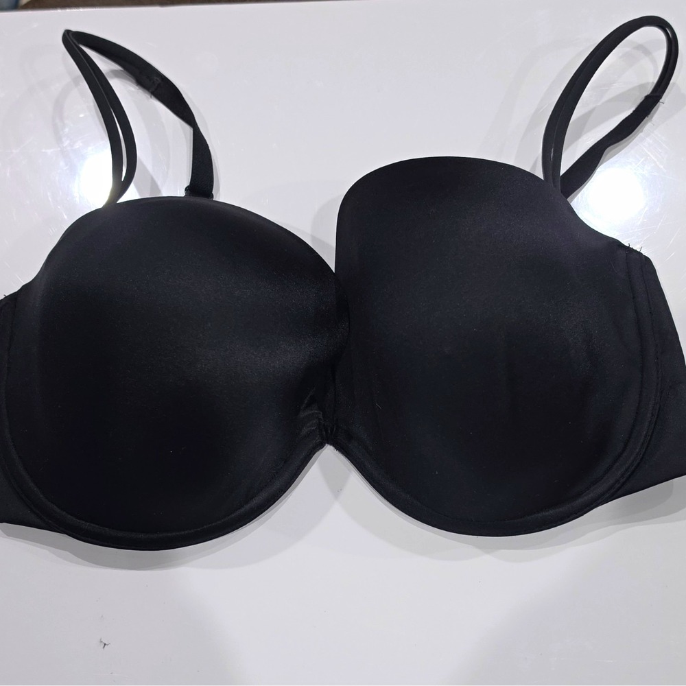 Very Sexy Black Solid Strapless Padded Bra Adjustable Strap Hook & Eye 38D